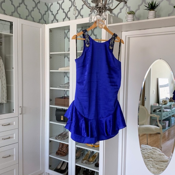 Beautifully embellished life-of-the-party dress - Picture 3 of 7